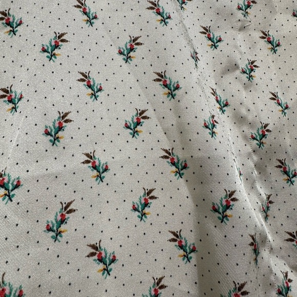 Zara Cream Mandarin Collar Floral Crop Blouse - Picture 3 of 9